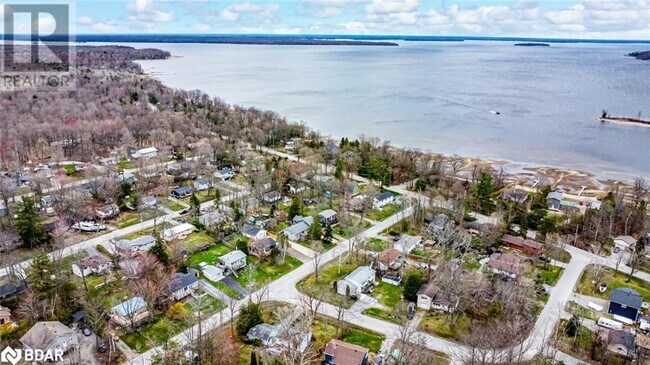 20 Sarna Dr in Tiny, ON - Building Photo - Building Photo