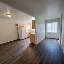 2028 Venus Ave in North Las Vegas, NV - Building Photo - Building Photo