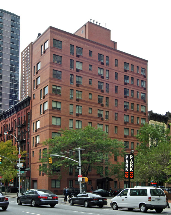 The Cameo Court in New York, NY - Building Photo