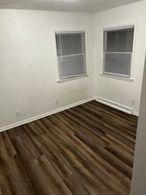 1879 E G Ave, Unit 1877 E G in Kalamazoo, MI - Building Photo - Building Photo