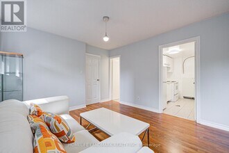 104 Angus Dr in Toronto, ON - Building Photo - Building Photo