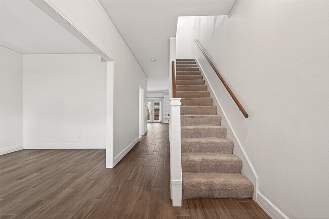 14707 Barryknoll Ln in Houston, TX - Building Photo - Building Photo