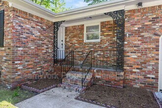 1641 Falmouth St in Charleston, SC - Building Photo - Building Photo