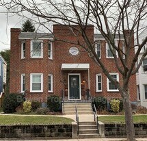 351 West Side Ave in Hagerstown, MD - Building Photo