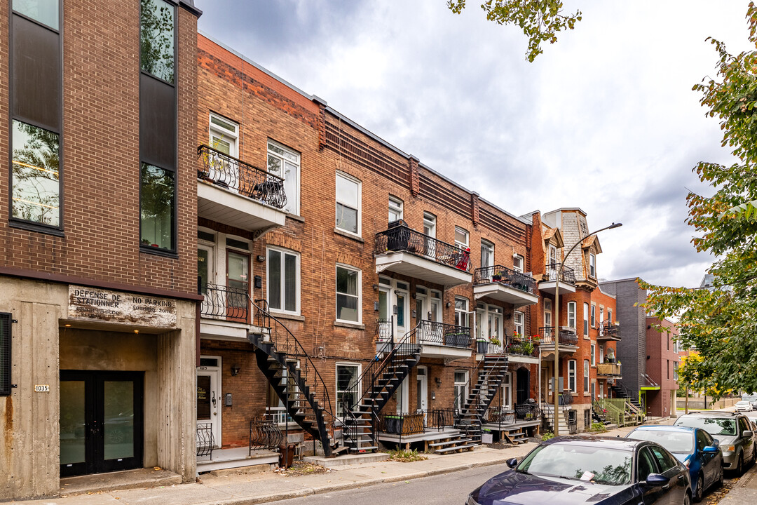 1001-1023 Saint-André Rue in Montréal, QC - Building Photo