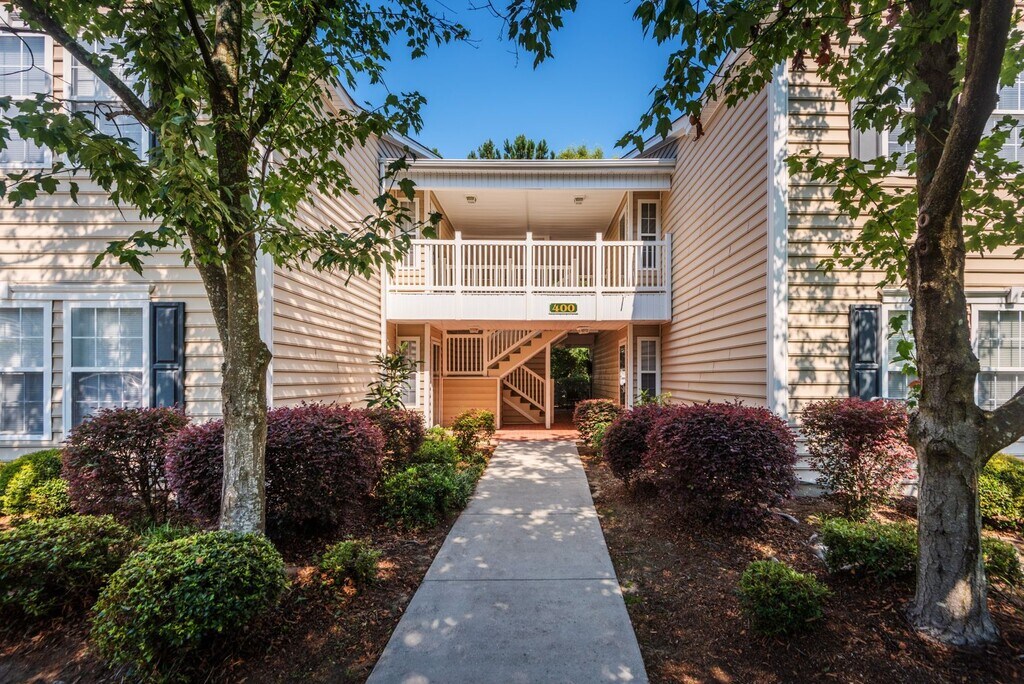 Basswood Apartment Homes Florence, SC Apartments