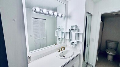 1200 SW 124th Ter in Pembroke Pines, FL - Building Photo - Building Photo