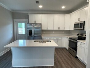 358 Date Palm Ln in Freeport, FL - Building Photo - Building Photo