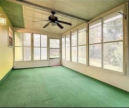 4510 NW 31st Ave in Gainesville, FL - Foto de edificio - Building Photo