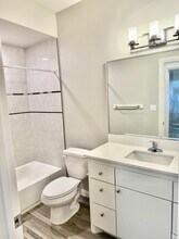 2008 W Taft St, Unit 2 in Weslaco, TX - Building Photo - Building Photo
