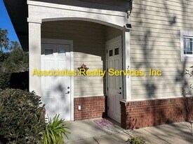 8763 SW 27th Ln in Gainesville, FL - Building Photo