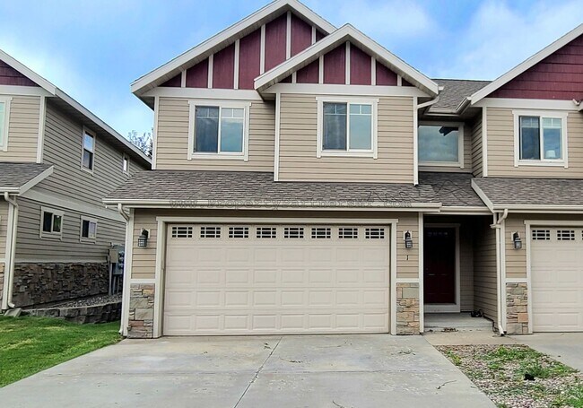 property at 2863 N 27th Ave