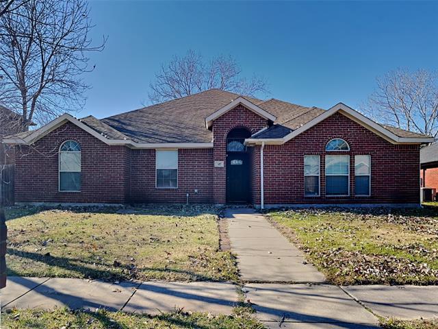 327 Fox Hollow Dr in Red Oak, TX - Building Photo