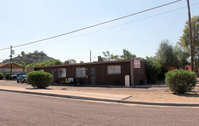 9847 N 11th Ave in Phoenix, AZ - Building Photo - Building Photo