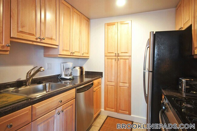 148 Independence Dr