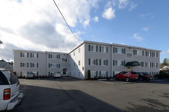 The Arbors in Fall River, MA - Building Photo - Building Photo