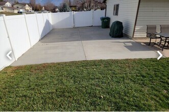 8674 S 1480 W in West Jordan, UT - Building Photo - Building Photo