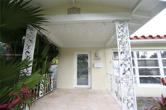 1443 Hollywood Blvd in Hollywood, FL - Building Photo - Building Photo