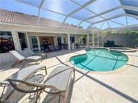 8229 Allendale Ct in Naples, FL - Foto de edificio - Building Photo