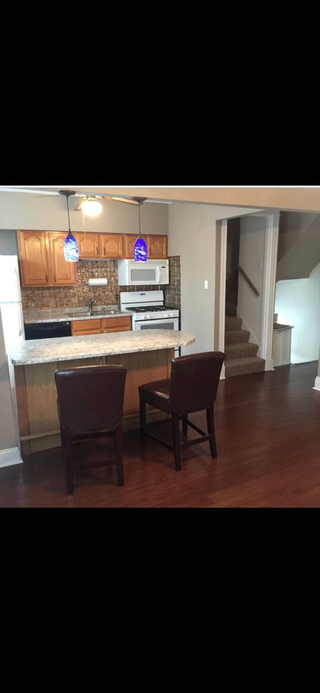2420 Washington Ave, Unit 2