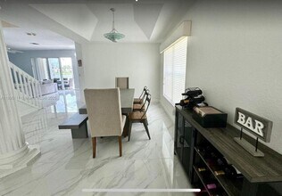 17025 NW 20th St in Pembroke Pines, FL - Building Photo - Building Photo