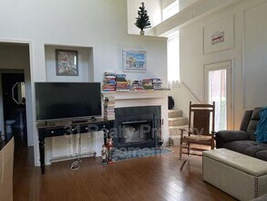 4108 Hedgerow Dr in Plano, TX - Building Photo - Building Photo