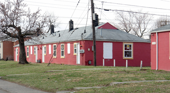 2004-2024 E 25th St in Indianapolis, IN - Building Photo - Building Photo