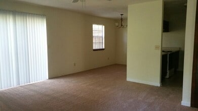 2548 Bilbrey Dr in Tallahassee, FL - Building Photo - Building Photo