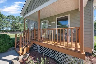 175 Rockwell St in Pontiac, MI - Building Photo