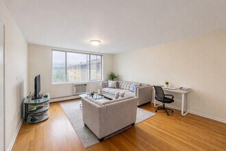 7306 N Winchester Ave in Chicago, IL - Building Photo - Building Photo