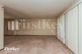 18428 Lange St in Lansing, IL - Building Photo - Building Photo