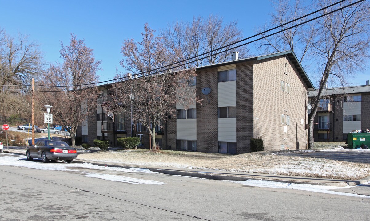 Winchester Apartments in Baltimore, MD - Building Photo