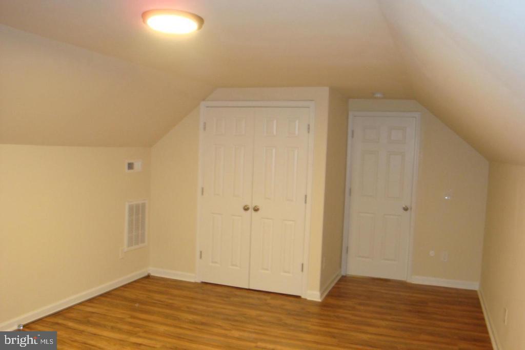 111 Woodland Rd in Fredericksburg, VA - Building Photo