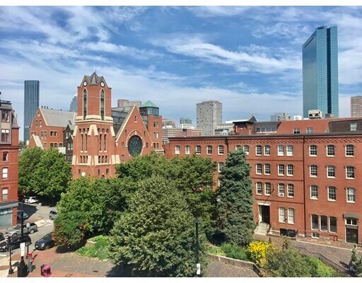 550 Tremont St-Unit -4 in Boston, MA - Building Photo