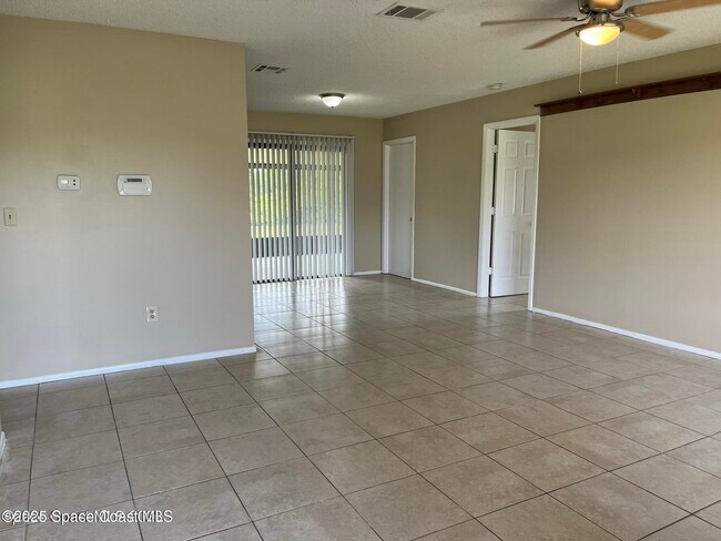 1436 Valerius St SE in Palm Bay, FL - Building Photo - Building Photo