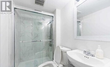 117 Richwood Cres in Brampton, ON - Building Photo - Building Photo