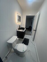 2723 SW 13th St in Miami, FL - Building Photo - Building Photo