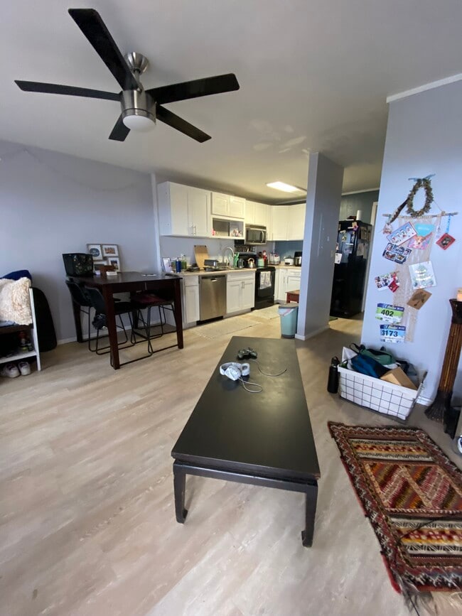 92-1268-1268 Makakilo Dr in Kapolei, HI - Building Photo - Building Photo