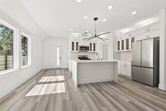 5304 Lynnfield St in Houston, TX - Foto de edificio - Building Photo