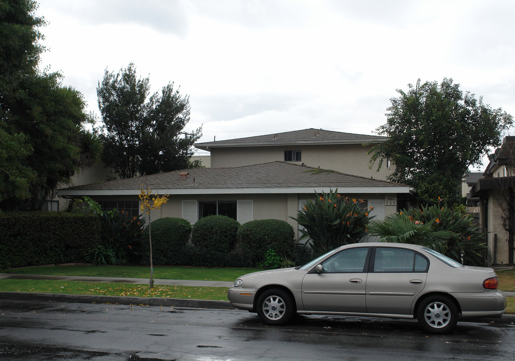 3882 Green Ave in Los Alamitos, CA - Building Photo