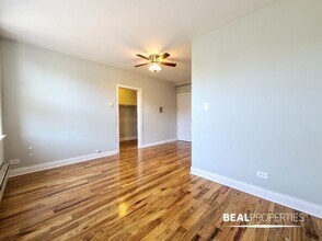 818 W Diversey Pkwy in Chicago, IL - Building Photo - Building Photo