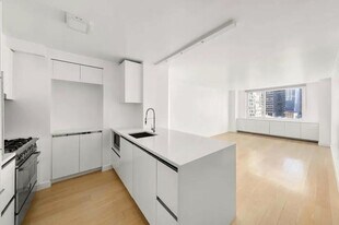 301 W 53rd St in New York, NY - Building Photo
