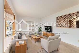 271 Gilman St in Garden City, MI - Building Photo - Building Photo