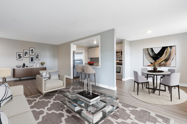 Adanac Crossing in Kitchener, ON - Building Photo - Building Photo