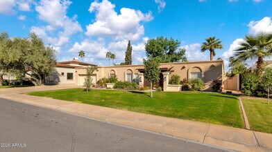 8108 E Del Joya Dr in Scottsdale, AZ - Building Photo - Building Photo