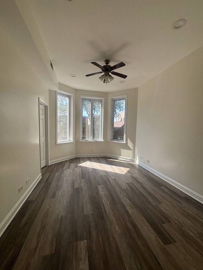 2608 W Cortez St, Unit 2nd floor