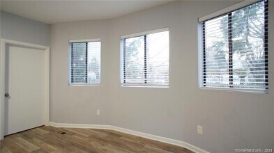 31 Isaacs St in Norwalk, CT - Building Photo - Building Photo