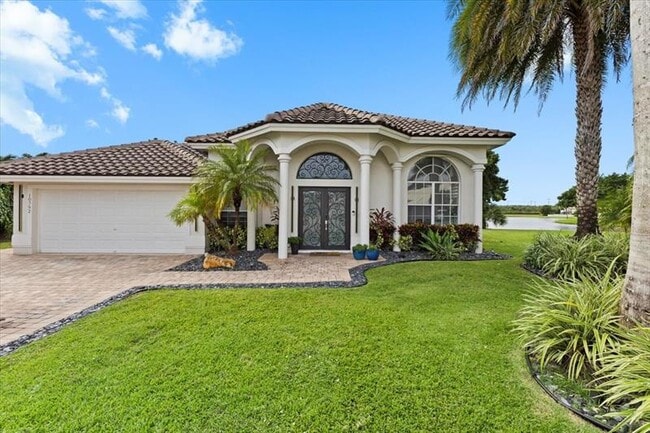 property at 10792 Queen Palm Ct