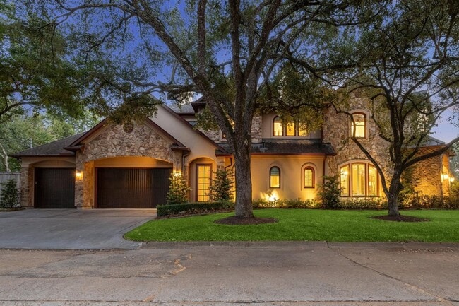 170 Plantation Rd in Houston, TX - Building Photo - Building Photo