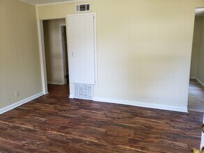 198 Roosevelt Rd in Jacksonville, AR - Building Photo - Building Photo